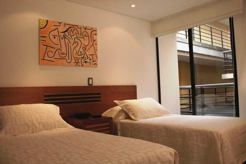 Travelers Obelisco Apartamentos Bogotá Exteriör bild